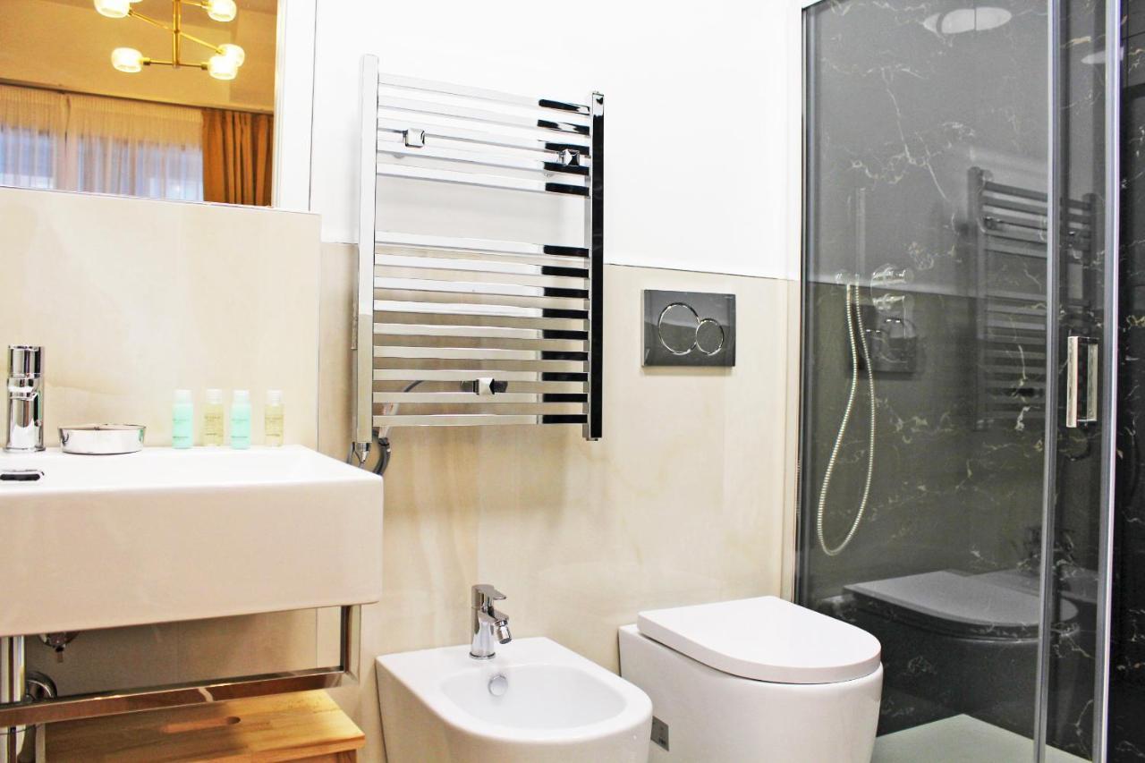 Hrt Milano Hotel Kültér fotó